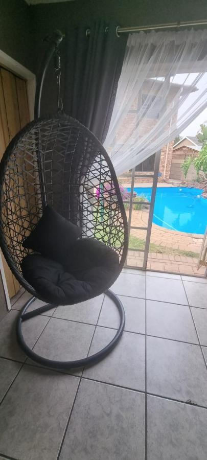 Funky Dot Sleeping Spot Apartment Kempton Park Exterior foto